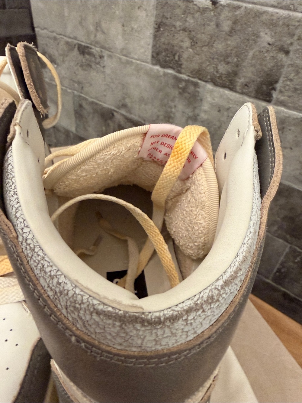Golden Goose Mens Sky Star High-Top Sneakers in White, Gray & Cream - Picture 8 of 16
